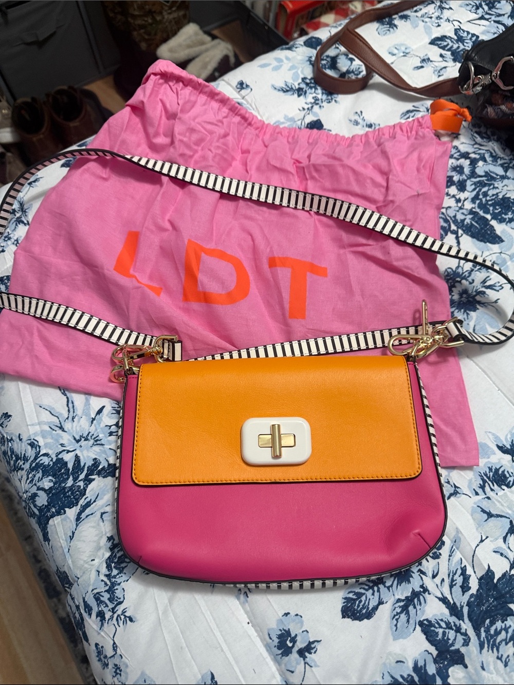 Two-Tone Pink & Orange Crossbody Bag. NEW no tags